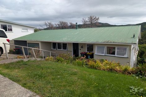 Photo of property in 74 Holborn Drive, Stokes Valley, Lower Hutt, 5019