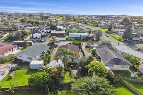 Photo of property in 35 Wickman Way, Mangere East, Auckland, 2024