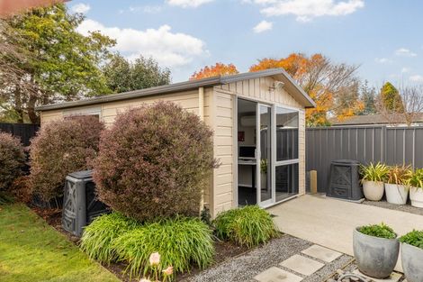 Photo of property in 36 Harrowdale Drive, Avonhead, Christchurch, 8042