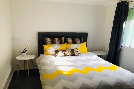 Photo of property in 12 Wentworth Park, Albany, Auckland, 0632