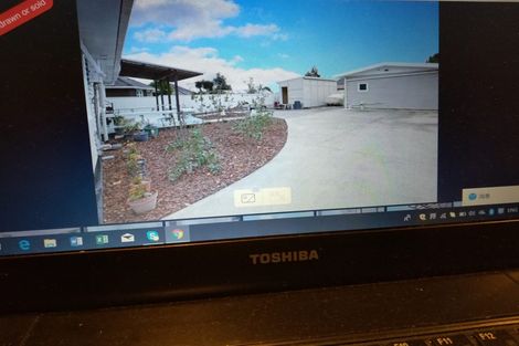 Photo of property in 3 Glen Marine Parade, Glendene, Auckland, 0602