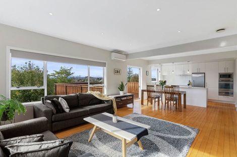 Photo of property in 6 Greenhill Crescent, Pakuranga, Auckland, 2010