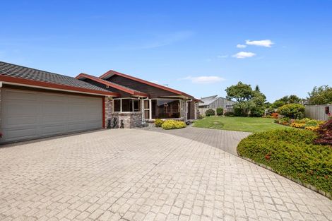 Photo of property in 3c Larsen Place, Merrilands, New Plymouth, 4312