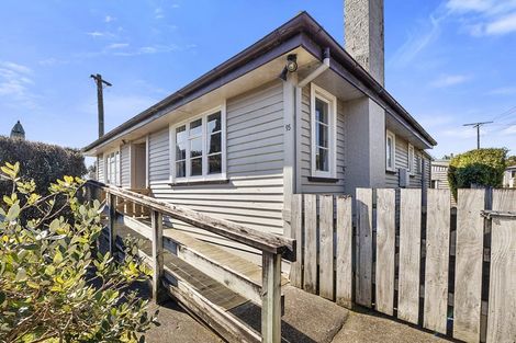 Photo of property in 95 Pioneer Road, Moturoa, New Plymouth, 4310