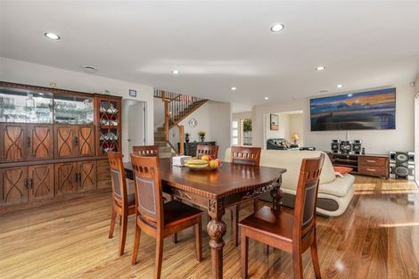 Photo of property in 1c Babich Road, Henderson Valley, Auckland, 0614