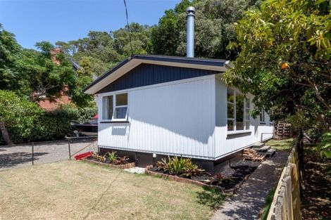 Photo of property in 10 Wai-iti Terrace, Whitianga, 3510