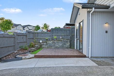 Photo of property in 113 Tiriwa Drive, Massey, Auckland, 0614