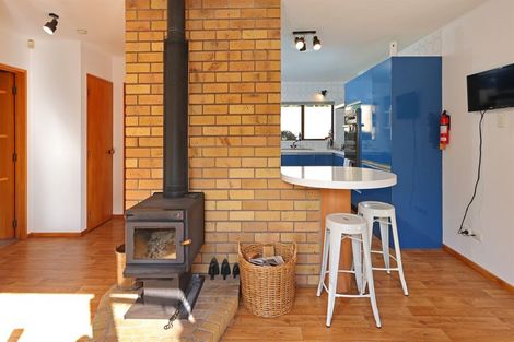 Photo of property in 13 Vintage Drive, Henderson, Auckland, 0612