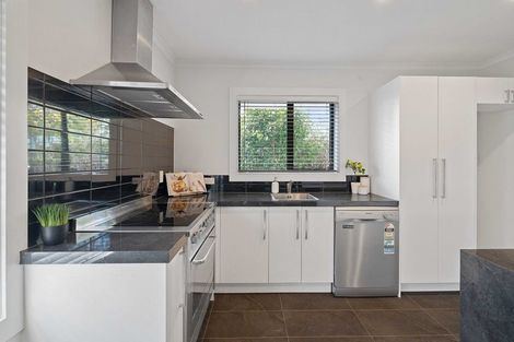 Photo of property in 58 Bentley Street, Russley, Christchurch, 8042