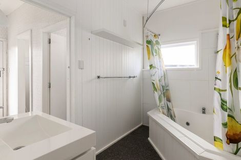 Photo of property in 34 Mowat Street, Springlands, Blenheim, 7201