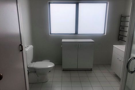 Photo of property in 18 Jasmine Grove, Maungaraki, Lower Hutt, 5010