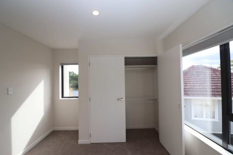Photo of property in 4/67 Kervil Avenue, Te Atatu Peninsula, Auckland, 0610