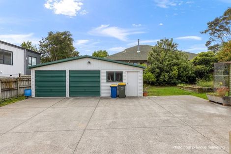 Photo of property in 65 Kervil Avenue, Te Atatu Peninsula, Auckland, 0610