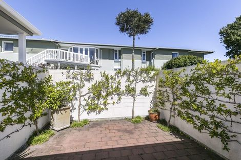 Photo of property in 150c Karori Road, Karori, Wellington, 6012