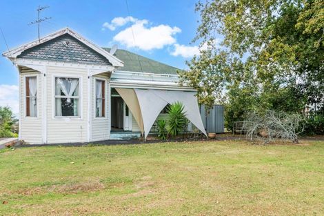 Photo of property in 137 Birkenhead Avenue, Birkenhead, Auckland, 0626