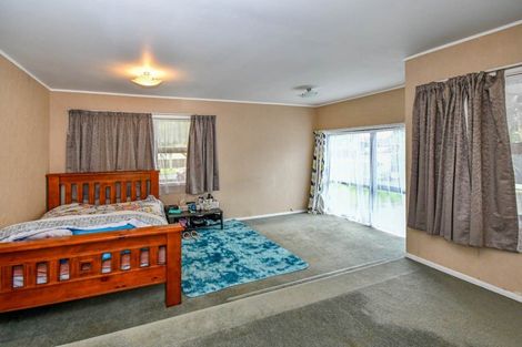 Photo of property in 12 Huber Street, Weymouth, Auckland, 2103