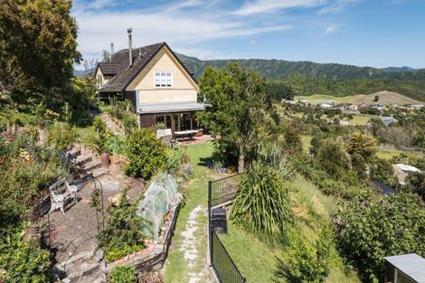 Photo of property in 51 Boons Valley Road, Waikawa, Picton, 7220