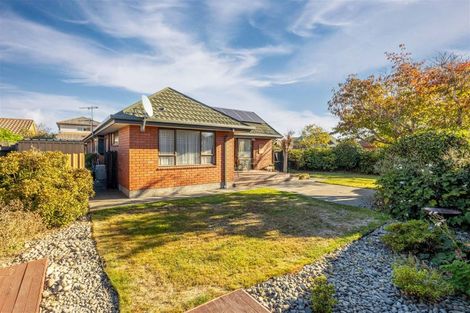 Photo of property in 8 Elvira Court, Bishopdale, Christchurch, 8053