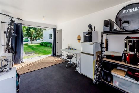 Photo of property in 10 Tilley Road, Paekakariki, 5034