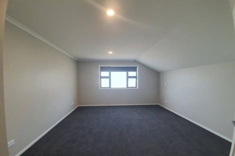 Photo of property in 6c Te Whiti Grove, Waterloo, Lower Hutt, 5011
