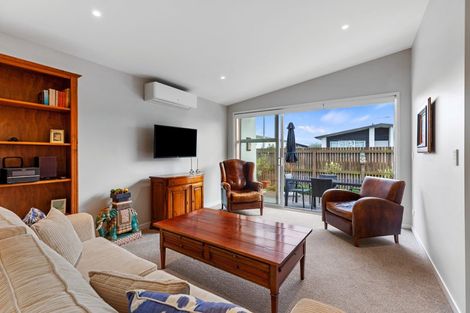 Photo of property in 90 Saint Pauls Drive, Brookfield, Tauranga, 3110