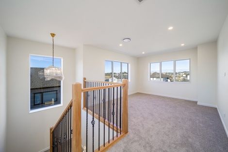 Photo of property in 135 Ormonde Drive, Silverdale, 0932