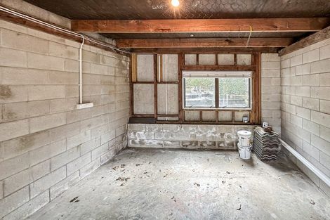 Photo of property in 2/51 Nigel Road, Browns Bay, Auckland, 0630