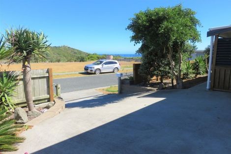 Photo of property in 56 Sunset Drive, Baylys Beach, Dargaville, 0377