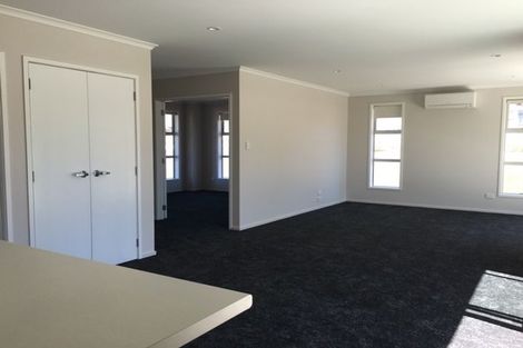 Photo of property in 2 Balmore Crescent, Pokeno, 2402