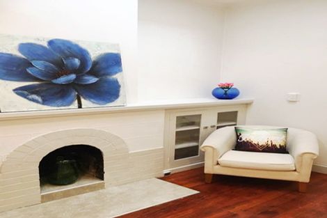 Photo of property in 4b Railway Street, Newmarket, Auckland, 1023