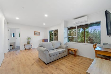 Photo of property in 107 Braemar Road, Castor Bay, Auckland, 0620
