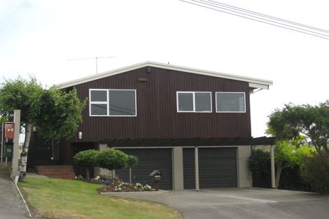 Photo of property in 94 Moncks Spur Road, Redcliffs, Christchurch, 8081