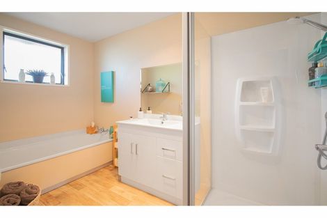 Photo of property in 2/323 Sawyers Arms Road, Bishopdale, Christchurch, 8053