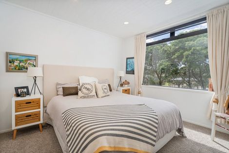 Photo of property in 112 Pohutukawa Crescent, Whangamata, 3620