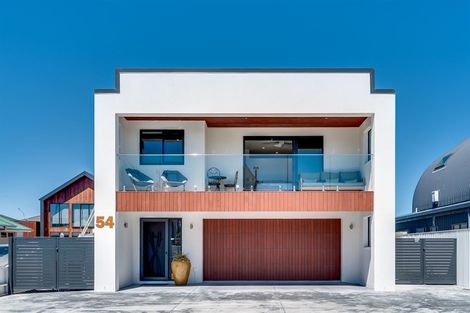 Photo of property in 54 Charles Street, Westshore, Napier, 4110