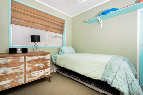 Photo of property in 49a Helena Street, Massey, Auckland, 0614