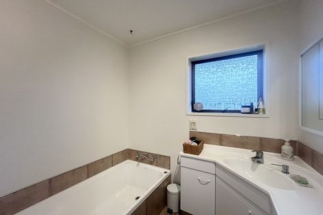 Photo of property in 51 Zealandia Road, Manly, Whangaparaoa, 0930