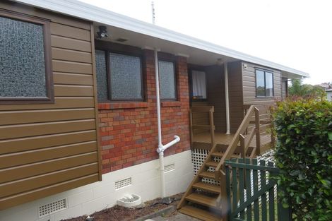 Photo of property in 10 Lexington Drive, Botany Downs, Auckland, 2010