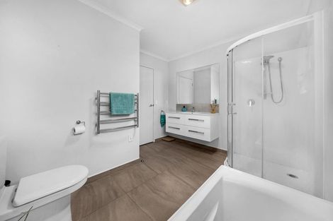 Photo of property in 19 Mark Ball Drive, Pokeno, 2402