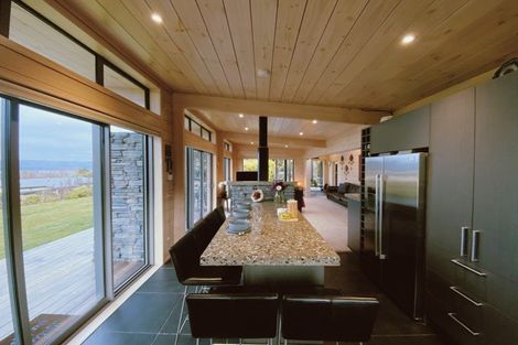 Photo of property in 17 Lookout Drive, Mount Creighton, Queenstown, 9371