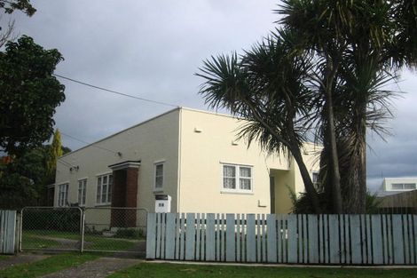 Photo of property in 16 Guthrie Street, Waterloo, Lower Hutt, 5011