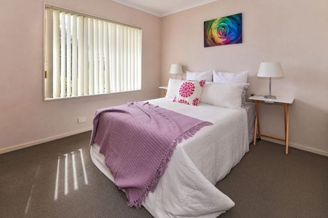 Photo of property in 26 Foxlaw Street, Randwick Park, Auckland, 2105
