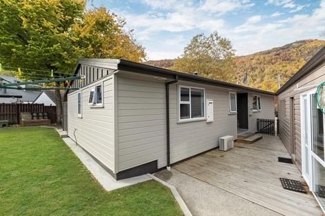 Photo of property in 20 Devon Street, Arrowtown, 9302