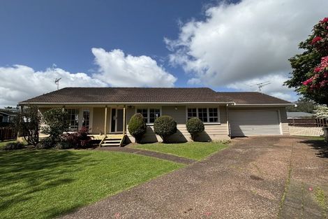 Photo of property in 14 Zenith Place, Conifer Grove, Takanini, 2112