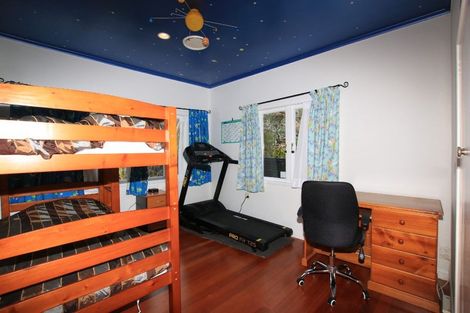 Photo of property in 110 Aberdeen Road, Campbells Bay, Auckland, 0620