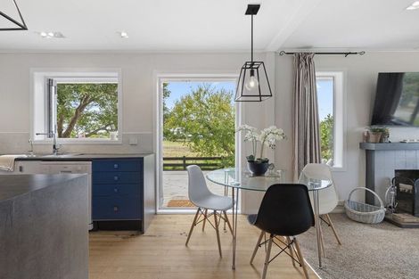 Photo of property in 104 Kaihau Road, Karioitahi, Waiuku, 2683