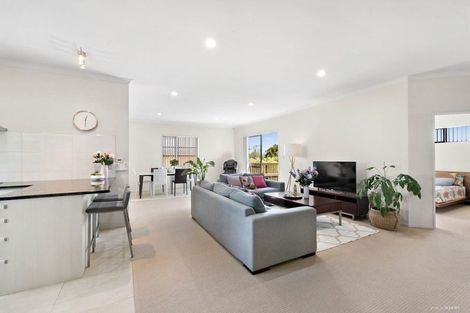 Photo of property in 18 Savina Court, Flat Bush, Auckland, 2019