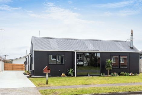 Photo of property in 69 Wrantage Street, Westown, New Plymouth, 4310