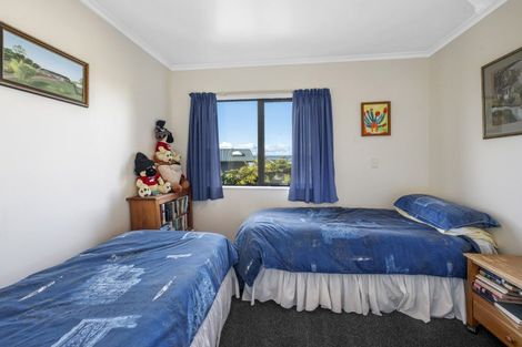 Photo of property in 13 Cherry Lane, Acacia Bay, Taupo, 3330