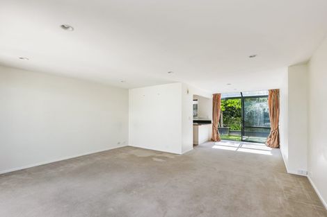 Photo of property in 150c Karori Road, Karori, Wellington, 6012
